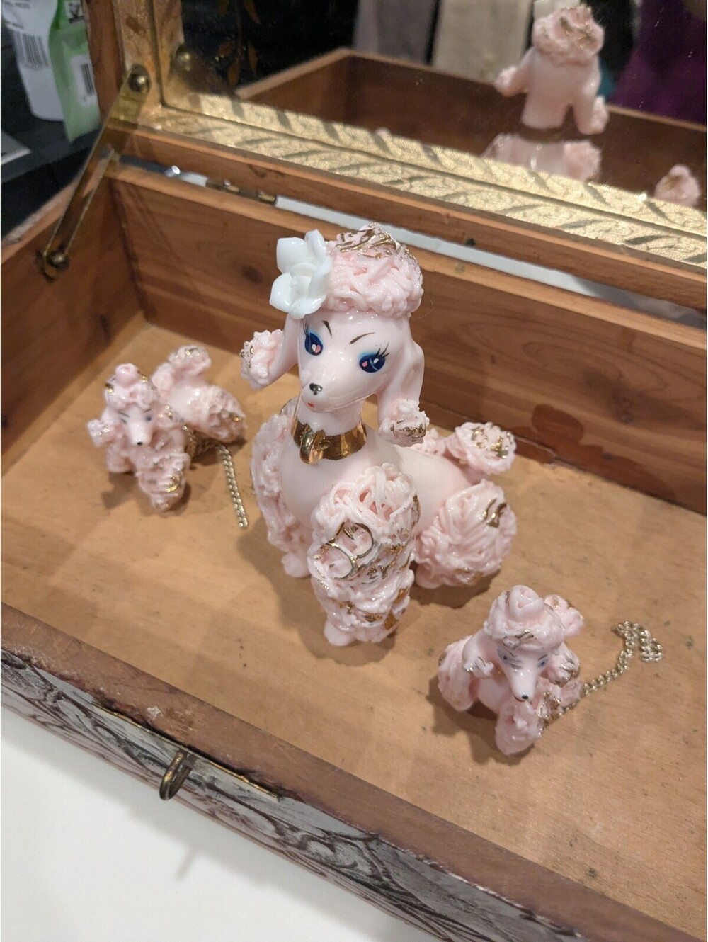 Vintage Pink Spaghetti Poodle Figurine Set Japan Dog Family Chain